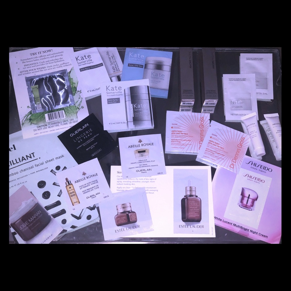 20 Luxury Skincare Samples